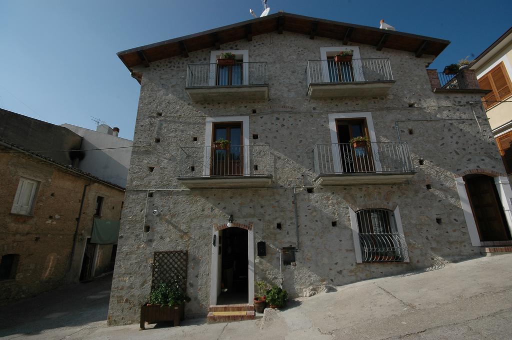 B&B La Ginestra Civita Buitenkant foto
